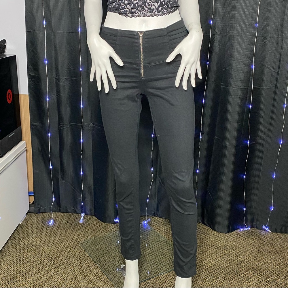Zip Up High Waisted Skinny Jeans